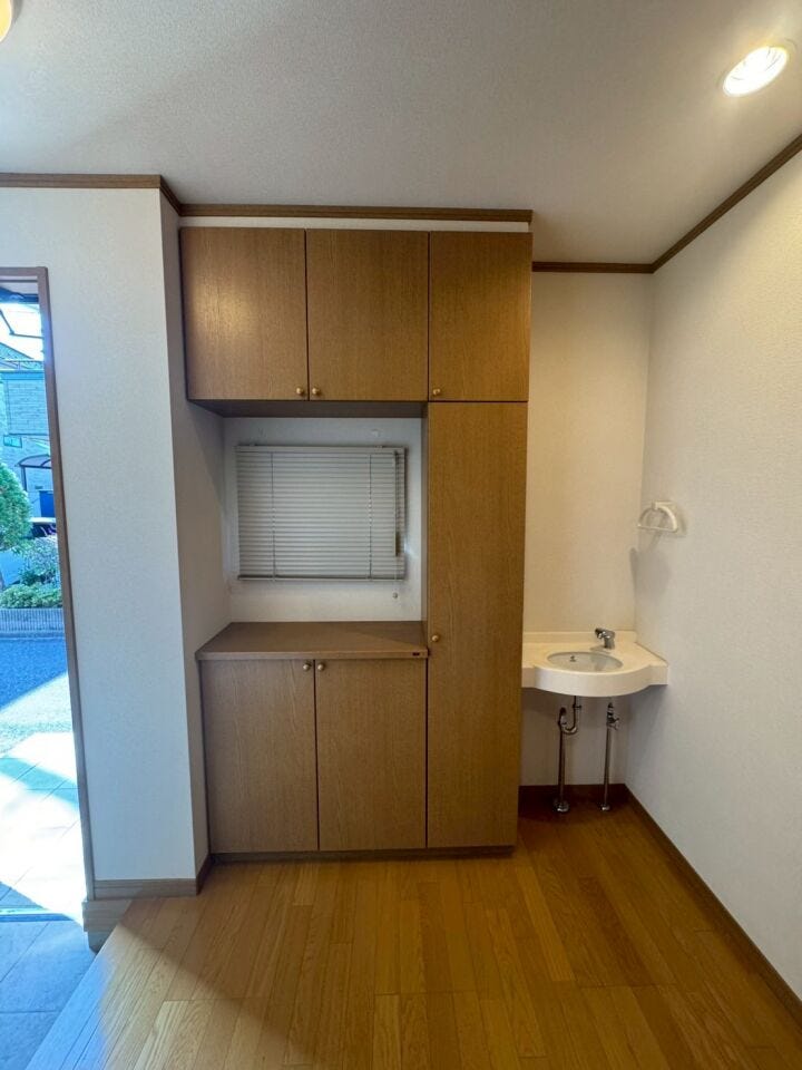 玄関に手洗い場あり