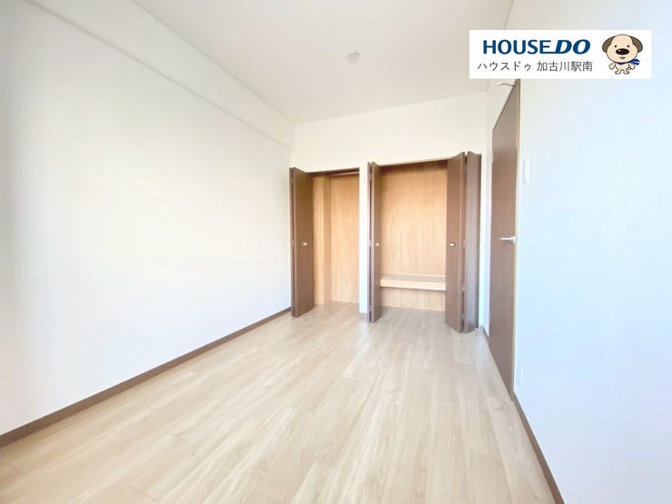 お掃除もラクチンなフローリングのお部屋です♪