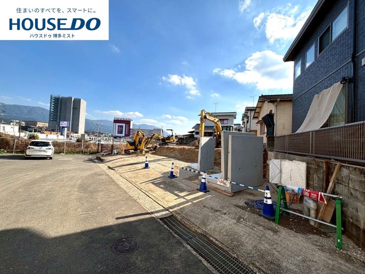 【1月9日撮影】*現在建築中のため、現地にて最寄りスーパーやバス停などの周辺環境をご確認頂く現地見学のほか、近隣の同施工会社完成物件へのご案内も可能です。完成イメージの参考にしてください。