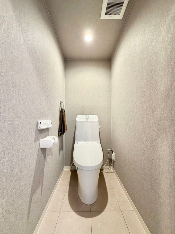 お手入れしやすい温水洗浄便座で、毎日快適♪