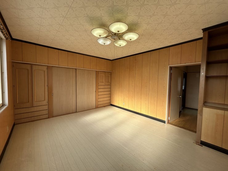 2階南側洋室10帖