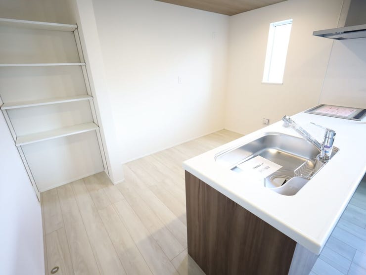 キッチンスペースがゆったりしていて、調理も片付けもラクラク。毎日のごはん作りがもっと楽しくなりますね♪