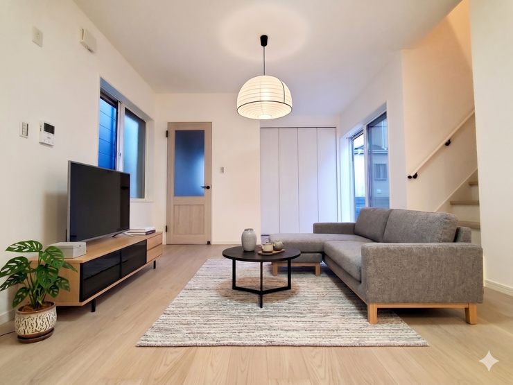 【Living】こちらの画像はAIによる家具イメージです。お部屋の雰囲気を感じてみてください♪