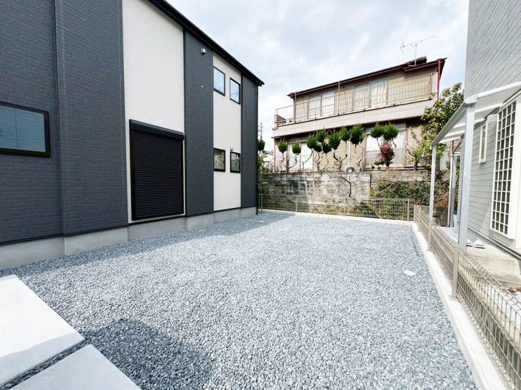 【駐車場3台以上】24時間換気システム♪複層ガラス♪トイレ2ヶ所♪LDK18帖以上♪