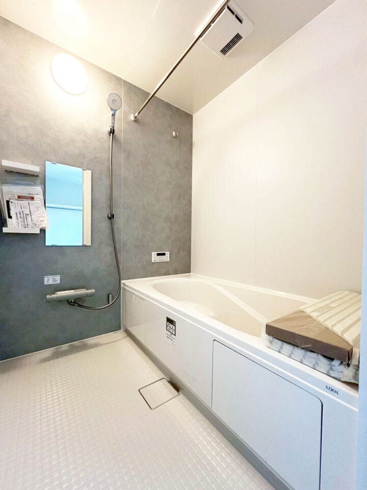 【駐車場3台以上】24時間換気システム♪複層ガラス♪トイレ2ヶ所♪LDK18帖以上♪