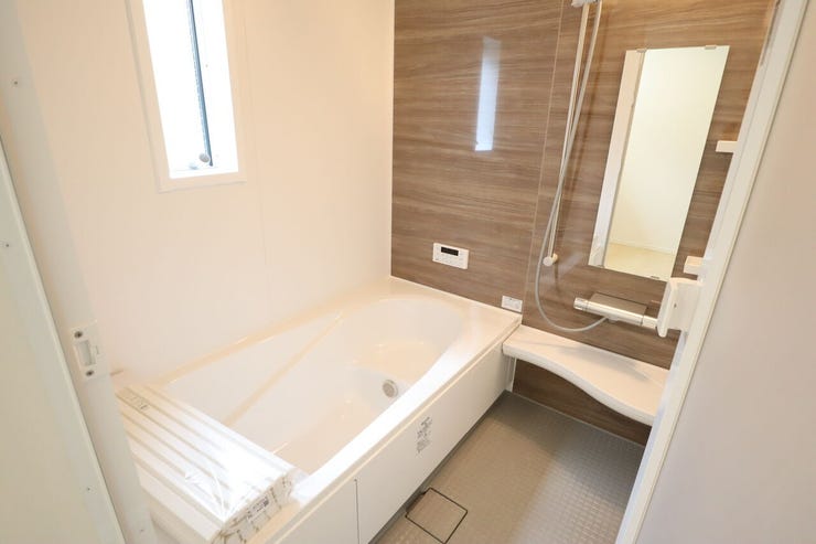 ◇浴室◇ 同仕様
一坪サイズの浴室で足が伸ばせて快適です♪
浴室暖房乾燥機付で、雨の日でも洗濯物が乾かせます♪