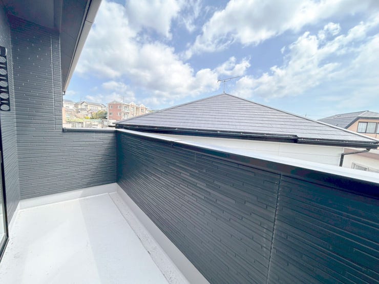 室内物干し付の洗面脱衣所♪小倉南区葛原東新築戸建て◎駐車場◎オール電化◎全室収納◎電動シャッター