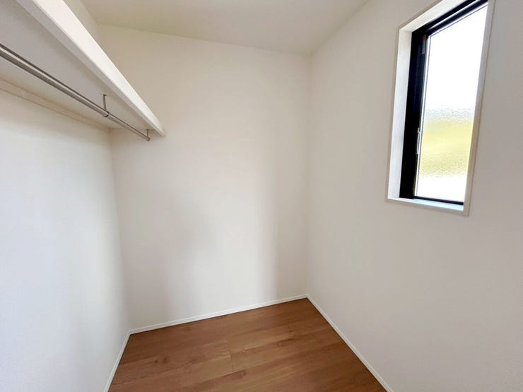 室内物干し付の洗面脱衣所♪小倉南区葛原東新築戸建て◎駐車場◎オール電化◎全室収納◎電動シャッター