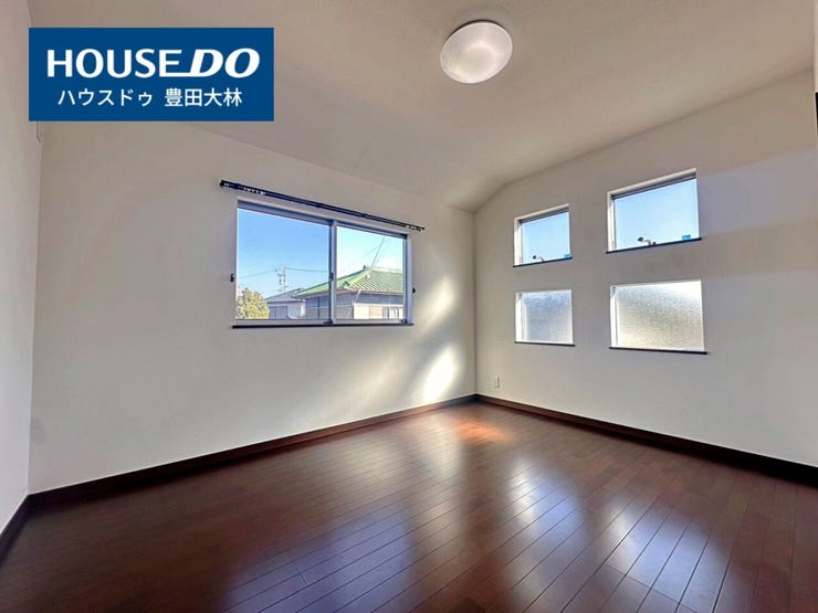 *高嶺小学校・上郷中学校*
見るだけ聞くだけOK!【お気軽に資料請求!不動産のことならなんでも/ハウスドゥ豊田大林】