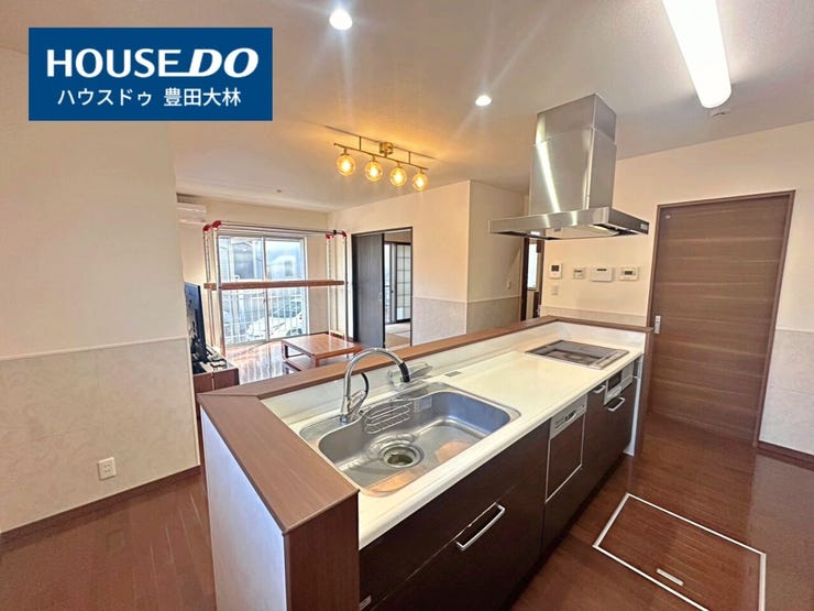 *高嶺小学校・上郷中学校*
見るだけ聞くだけOK!【お気軽に資料請求!不動産のことならなんでも/ハウスドゥ豊田大林】