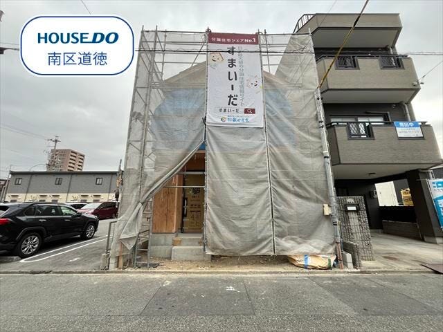 上棟しました!17帖超えの広々LDK♪1階の2部屋の納戸は居室としても使えます◎北隣は近隣の駐車場となっています。圧迫感がなく開放的!
(2026年1月27日撮影)