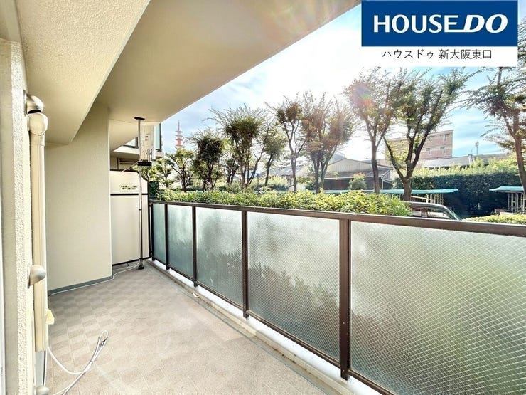 西向きのバルコニーです。