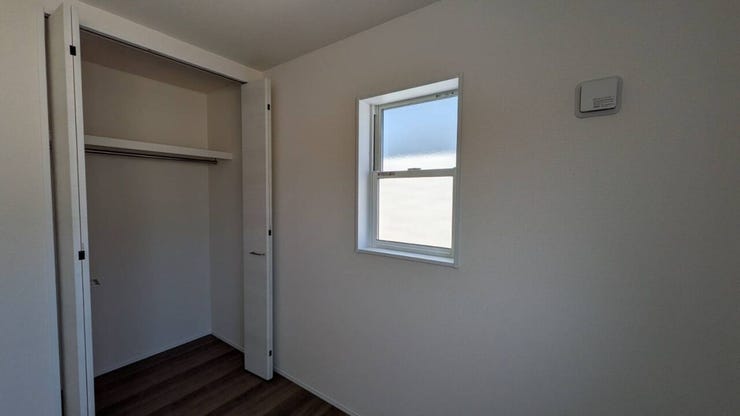 ◆各居室にクローゼットを備えています。