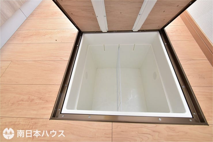 宇宿６丁目 中古戸建 【床下収納】