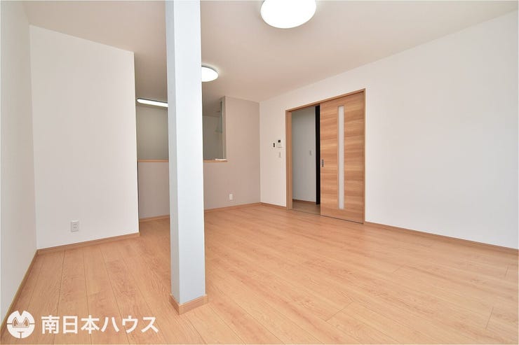 宇宿６丁目 中古戸建 【リビング】