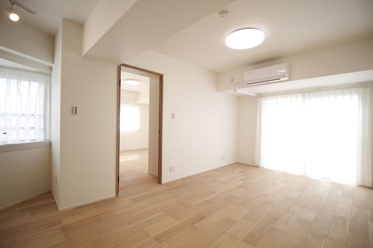 広々LDKは家族みんなの快適空間!お食事したりおしゃべりしたり、皆の夢がかないます。