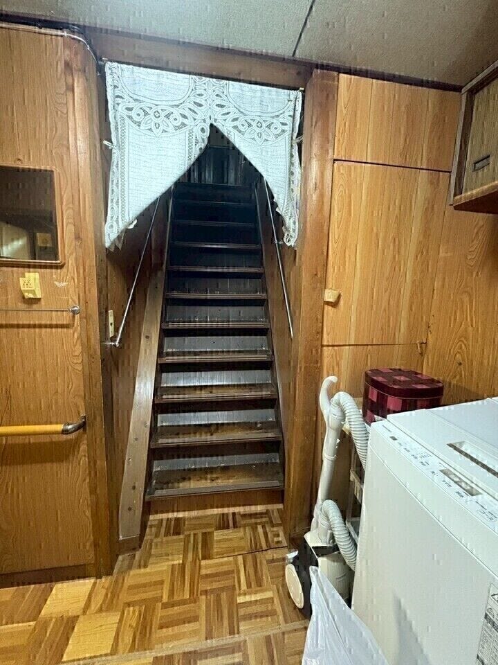 2階までの階段です。