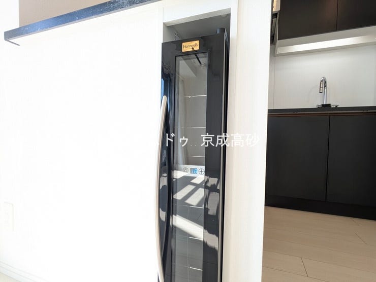 ワインセラー付きです。