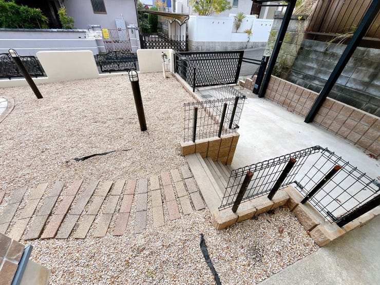 スーパーやコンビニ、幼保・小学校など生活利便施設が充実した立地です。