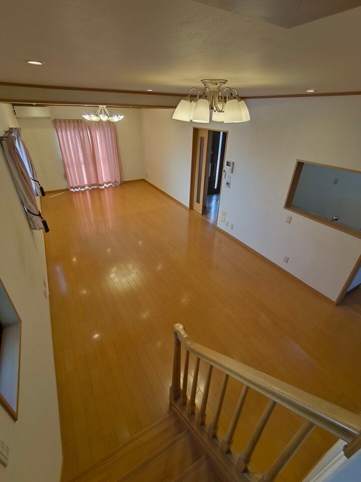 開放感のある広いLDK!
家具やインテリアの配置も楽しめます。