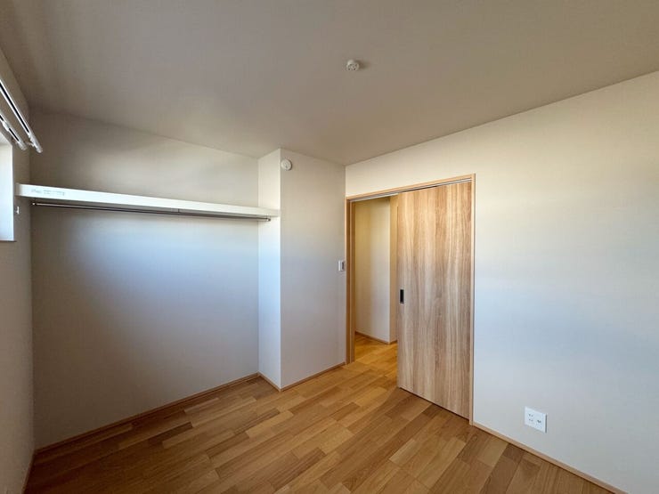 【洋室②4.5帖】