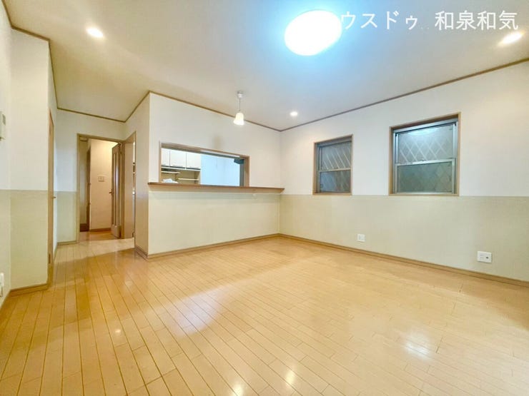 15帖のLDKです。家族との時間をたっぷり楽しめる快適なリビング空間