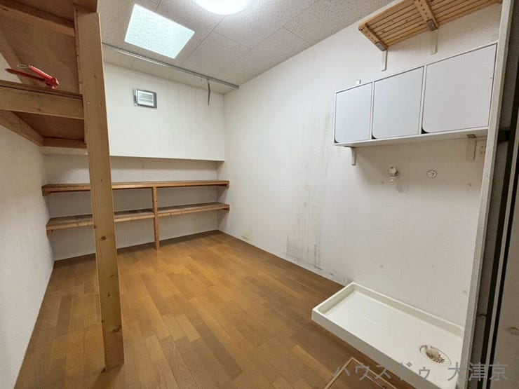 1階納戸(サービスルーム)