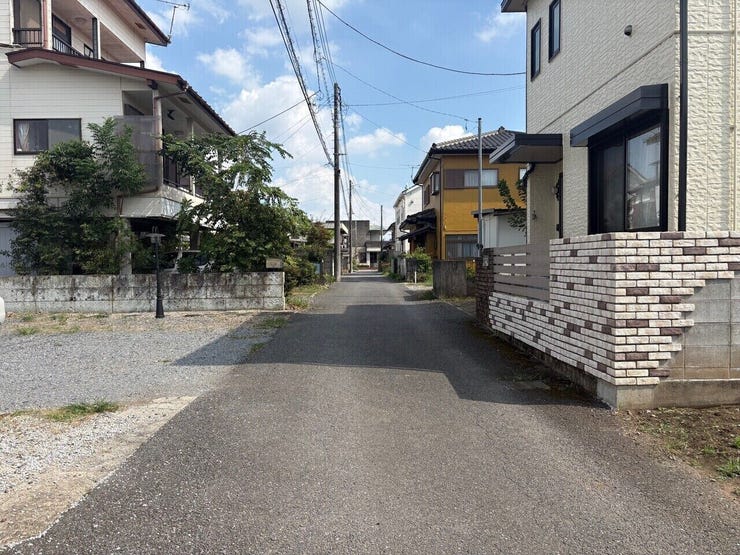 現地写真:前面道路【全景】
