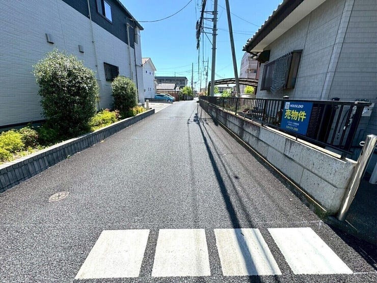 前面道路: