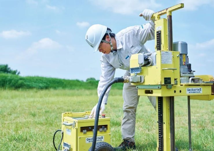 01.地盤調査と地盤改良
新築の住宅において、基礎着工前に地盤調査会社による地盤調査を行っています。
調査結果を元に、必要に応じた、地盤補強等を実施し、不同沈下しないよう対策をとっております。