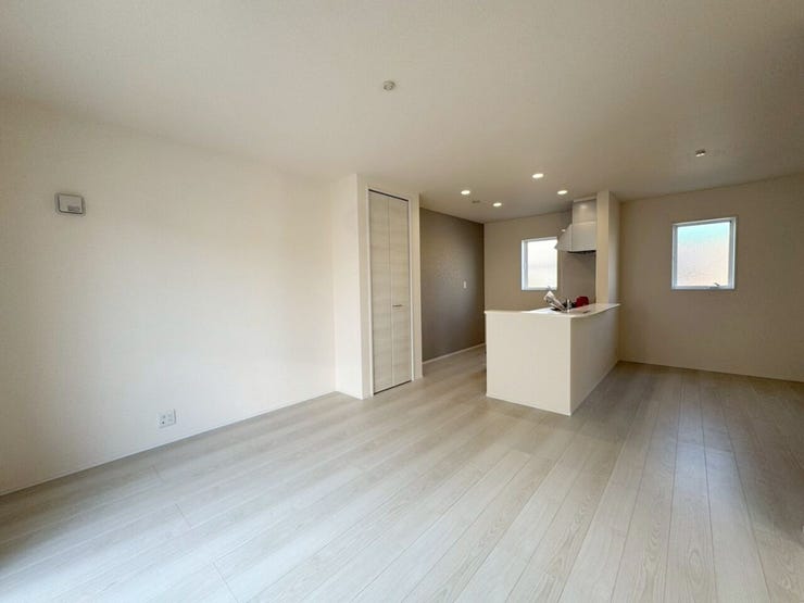 02.浄水器内蔵型ハンドシャワー
蛇口の先端に浄水器を内蔵。
浄水シャワーが使える毎分4リットルのたっぷり浄水。※イメージ写真