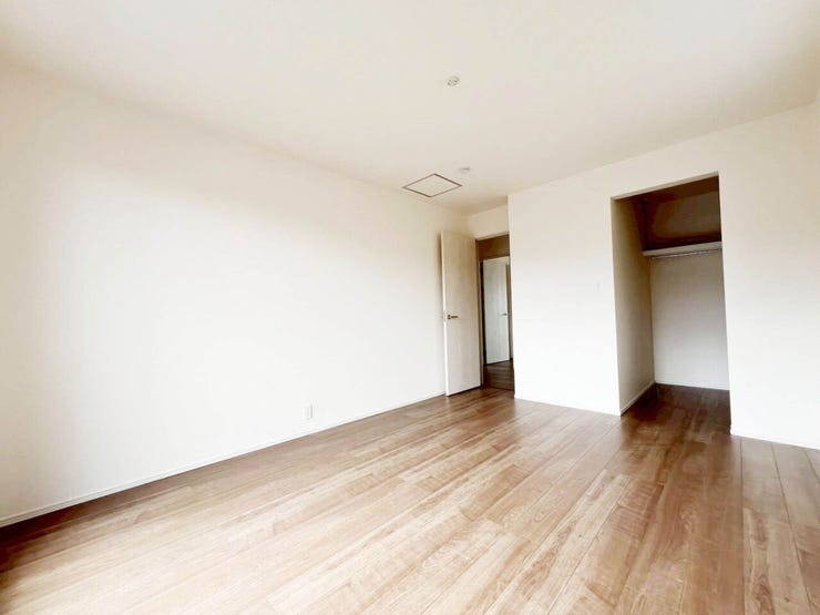 新築なら専門の当店へご相談おまかせください♪ほとんどのお客様がご来店いただいております。お気軽に♪
【閑静な住宅街】八幡東区竹下町の新築戸建て♪槻田小・中学校♪小学校まで徒歩10分圏内♪都市ガス♪