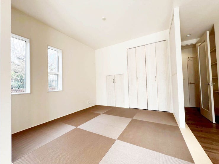 新築なら専門の当店へご相談おまかせください♪ほとんどのお客様がご来店いただいております。お気軽に♪
【閑静な住宅街】八幡東区竹下町の新築戸建て♪槻田小・中学校♪小学校まで徒歩10分圏内♪都市ガス♪