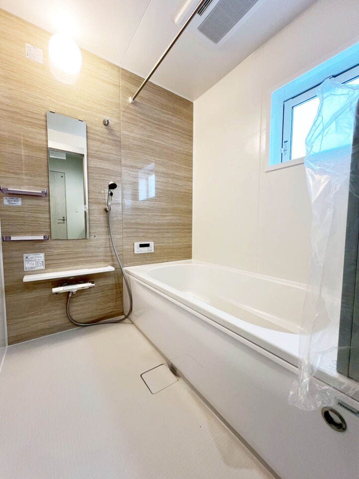 新築なら専門の当店へご相談おまかせください♪ほとんどのお客様がご来店いただいております。お気軽に♪
【閑静な住宅街】八幡東区竹下町の新築戸建て♪槻田小・中学校♪小学校まで徒歩10分圏内♪都市ガス♪