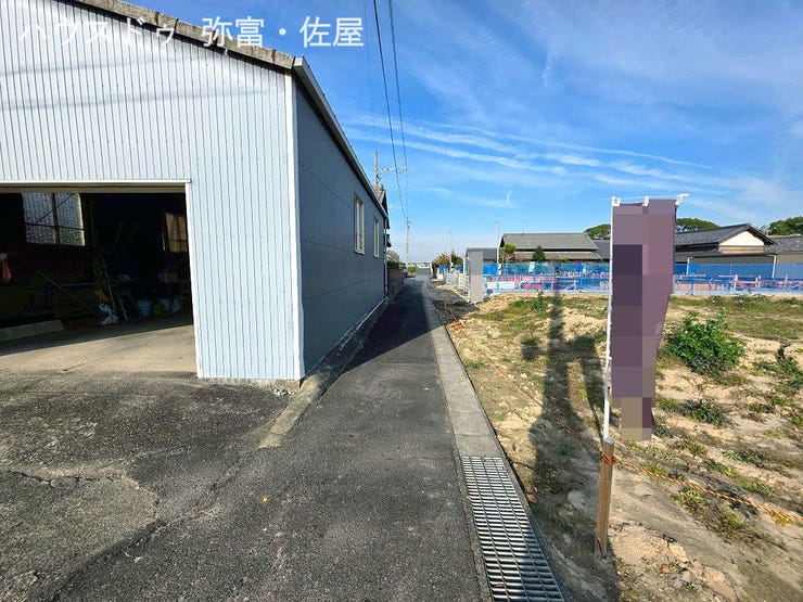 西側公道幅員約1.8m☆