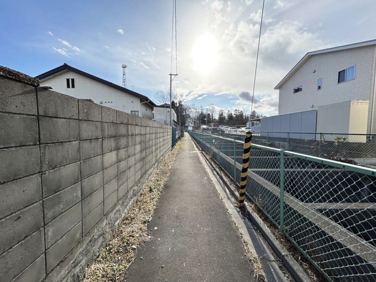 現地(2025年11月)撮影
◎建築条件無し◎
詳細は、ハウスドゥ 八戸下長までお気軽にお問い合わせくださいませ♪