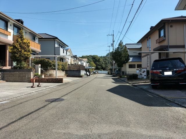 南側道路 西から東方向