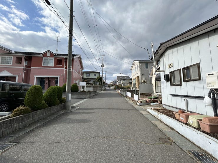 現地(2025年11月)撮影
◎建築条件無し◎
詳細は、ハウスドゥ 八戸市庁前までお気軽にお問い合わせください♪