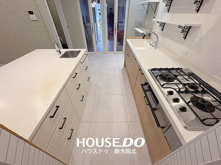 ■天板が広く、作業スペースが広く確保されているので使い勝手のよいキッチンになっています!