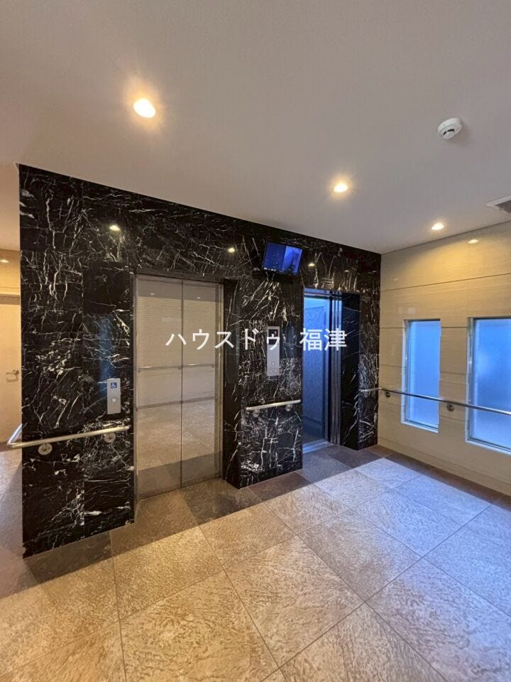 《福岡市東区香椎照葉3丁目 中古マンション》
オーヴィジョン照葉アクアテラス