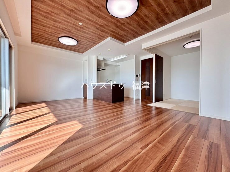 《福岡市東区香椎照葉3丁目 中古マンション》
オーヴィジョン照葉アクアテラス