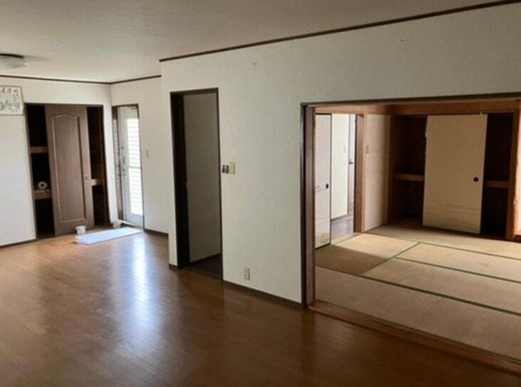 ご家族揃ってお休みいただける、広々としたお部屋です。