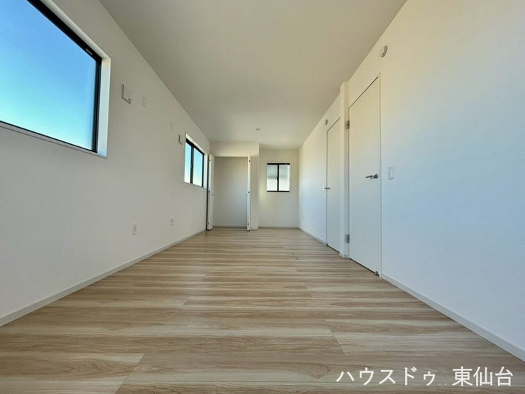 11.4帖の洋室は稼働間仕切りで二つのお部屋にも使える未来設計のお部屋です!
