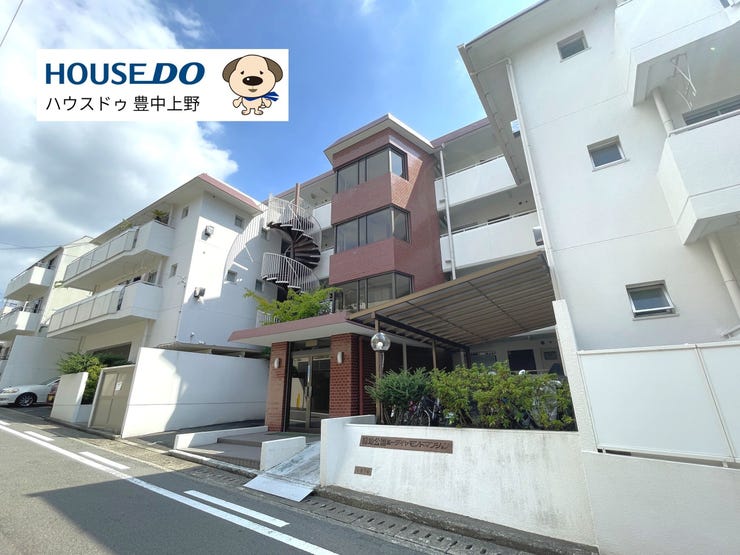 【外観】
北大阪急行線・阪急千里線の2沿線利用可能!共用部分大変綺麗に使われています!