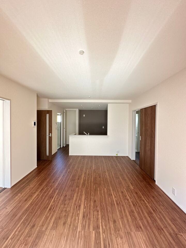 24時間換気システムでクリーンな空気をお部屋に取り込みます。結露が発生しにくく、カビ予防にも適しています。梅雨の時期も快適です。