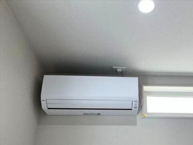 リビングにはエアコン、各部屋には照明を完備
(2026年1月20日 撮影)