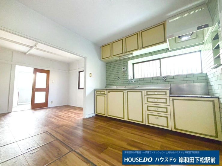 美味しいお料理も楽しいお喋りもキッチンを中心に広がります。