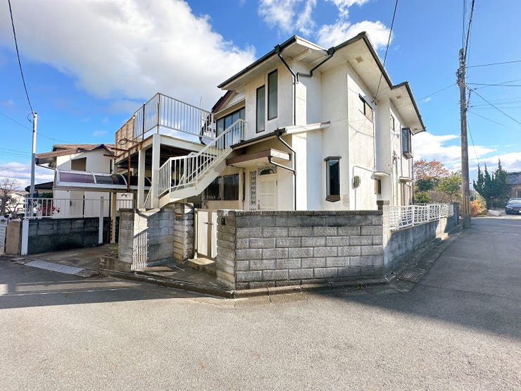 【外観】
「生駒駅」より徒歩約18分の立地◎