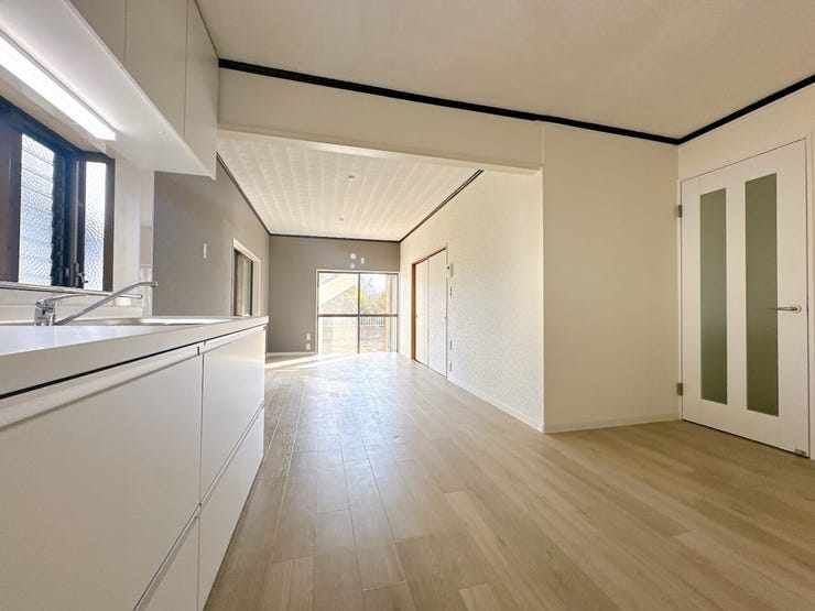 お庭付き住宅。
家庭菜園やガーデニングなども楽しめます◎