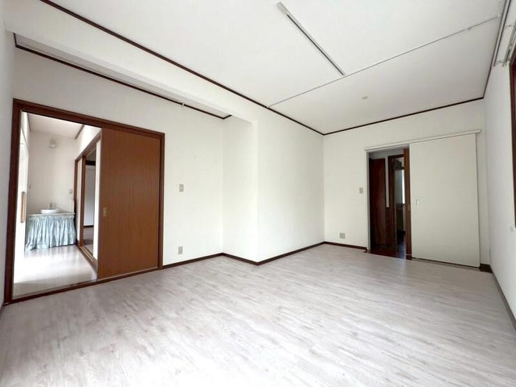 2階約9.7帖洋室◎